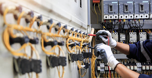 Professional Electrician technician working in Sparks, NV